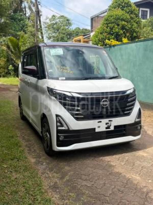 Nissan Roox 2025 -  கார் sale in Sri Lanka - patpat.lk