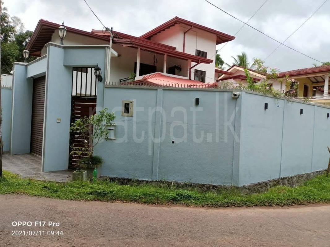 House for Sale in Miriswatta