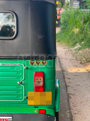 Bajaj 4 stroke 2015 -  ත්‍රිරෝද රථය sale in Sri Lanka - patpat.lk