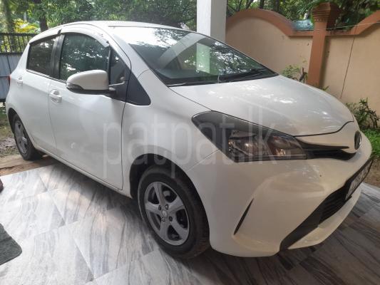 Toyota Vitz 2016 - பயன்படுத்தப்பட்டது கார் sale in Sri Lanka - patpat.lk