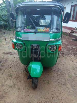 Bajaj 4 stroke 2010 - Used Three wheeler sale in Sri Lanka - patpat.lk