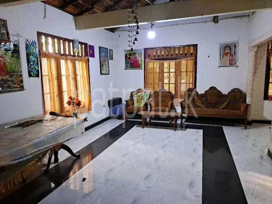 Commercial Land for Sale in Mirigama