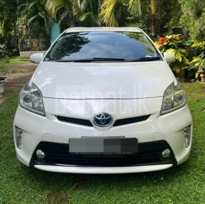 Toyota PRIUS G GRADE 2015 -  கார் sale in Sri Lanka - patpat.lk