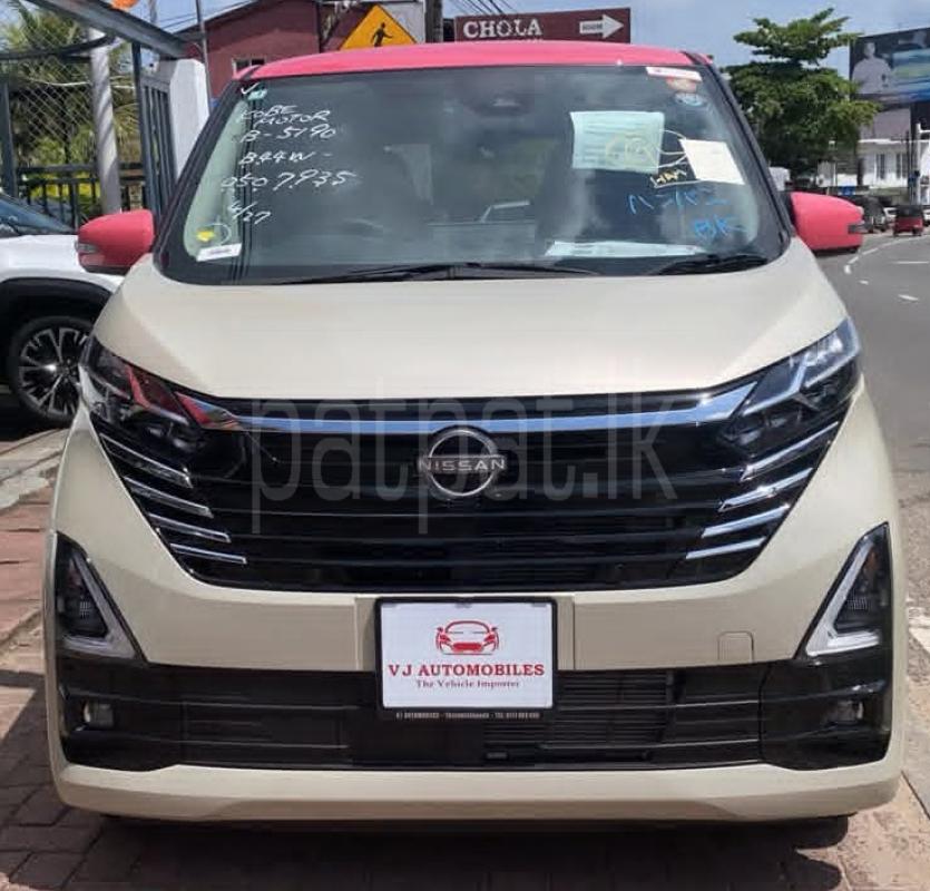 Nissan DAYZ HIGHWAY STAR 2025 - නැවත සකස් කල කාර් sale in Sri Lanka - patpat.lk