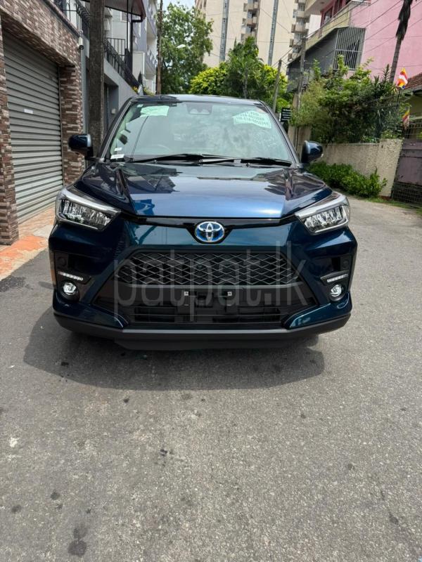 Toyota Raize 2024 - අලුත් SUV රථය sale in Sri Lanka - patpat.lk