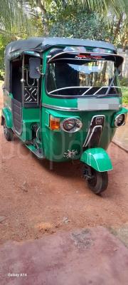 Bajaj Three Wheel 2010