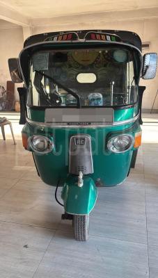 Bajaj 4 stroke 2012 -  Three wheeler sale in Sri Lanka - patpat.lk