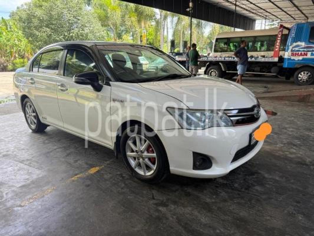 Toyota Axio 2015 -  Car sale in Sri Lanka - patpat.lk