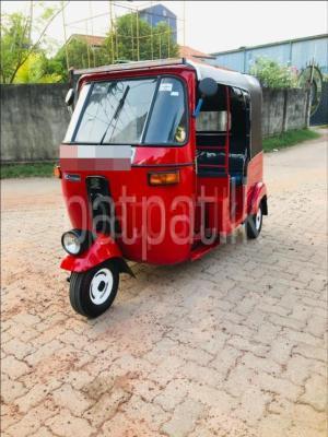 Bajaj Three Wheel 2005