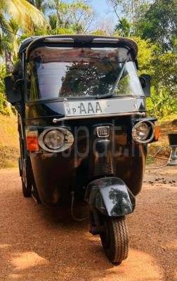 Bajaj Three Wheel 2012