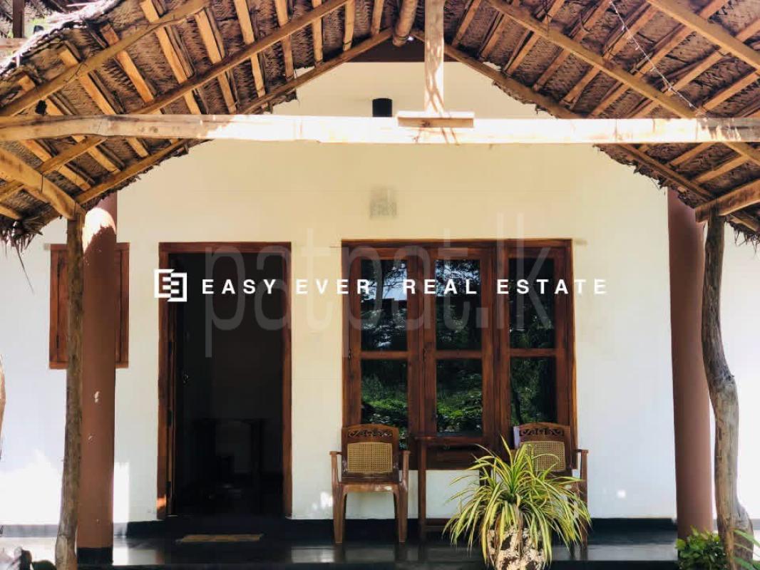 Holiday Bungalow for Sale in Anuradhapura