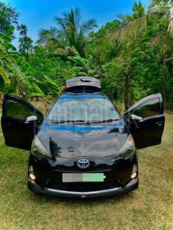 Toyota Aqua 2012 - භාවිතා කරන ලද කාර් sale in Sri Lanka - patpat.lk