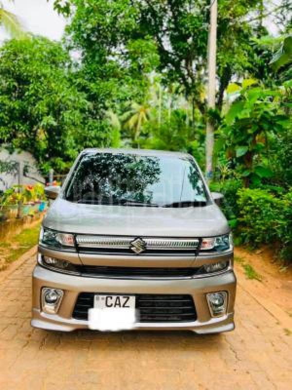 Suzuki Wagon R 2017 - භාවිතා කරන ලද කාර් sale in Sri Lanka - patpat.lk