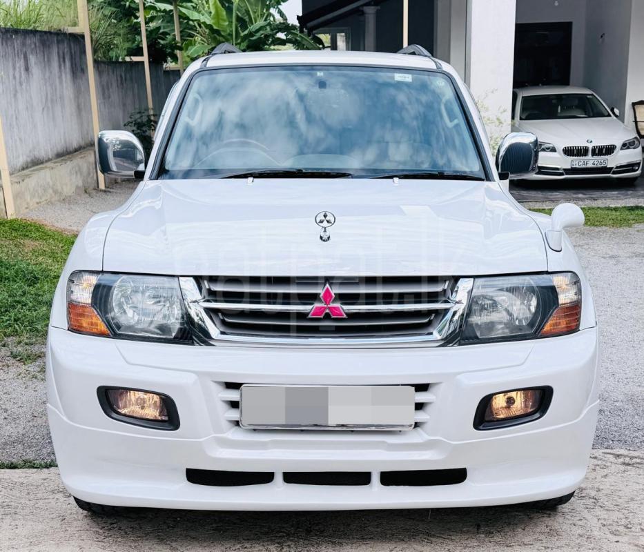 Mitsubishi Montero 2004 - Used SUV sale in Sri Lanka - patpat.lk