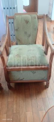 Beautiful Sofa - Settee