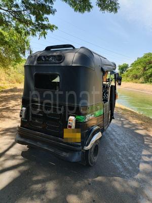 Bajaj Three Wheel 2015 - Used Three wheeler sale in Sri Lanka - patpat.lk