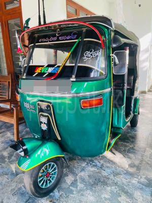 Bajaj Three Wheel 2006 - பயன்படுத்தப்பட்டது முச்சக்கர வண்டி sale in Sri Lanka - patpat.lk