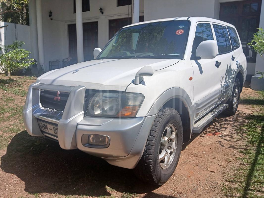 Mitsubishi Montero 2001 -  SUV sale in Sri Lanka - patpat.lk