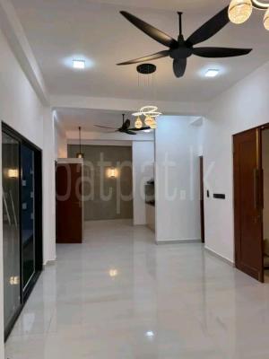 House for Sale in Athurugiriya