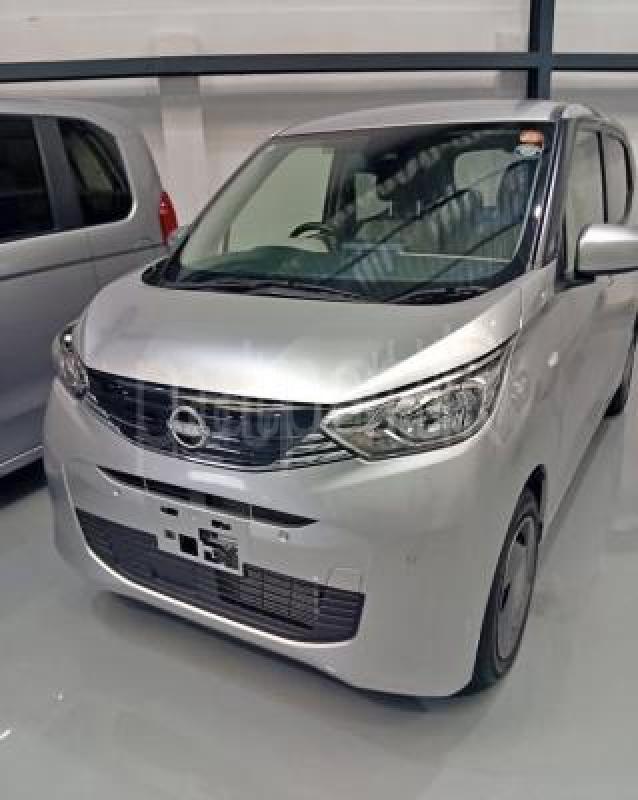 Nissan DAYZ HIGHWAY STAR 2024 -  Car sale in Sri Lanka - patpat.lk