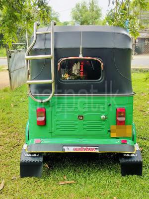 Bajaj Three Wheel 2015 - பயன்படுத்தப்பட்டது முச்சக்கர வண்டி sale in Sri Lanka - patpat.lk