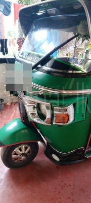 Bajaj Three Wheel 2014