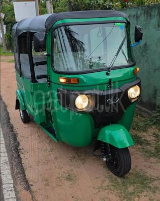 Bajaj 4 stroke 2026 -  ත්‍රිරෝද රථය sale in Sri Lanka - patpat.lk