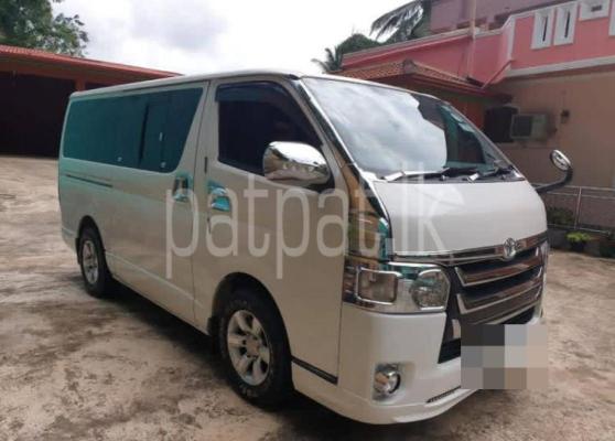 Toyota Grand Hiace 2012 - பயன்படுத்தப்பட்டது வேன் sale in Sri Lanka - patpat.lk
