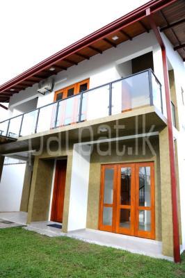 House for Sale in Kahathuduwa
