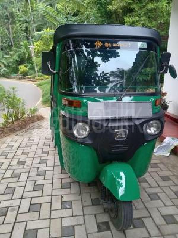 Bajaj 4 stroke 2014 - பயன்படுத்தப்பட்டது முச்சக்கர வண்டி sale in Sri Lanka - patpat.lk