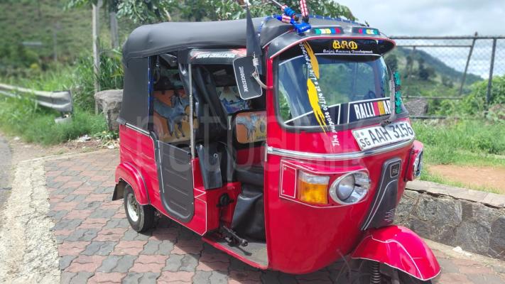 Bajaj Three Wheel 2013 - භාවිතා කරන ලද ත්‍රිරෝද රථය sale in Sri Lanka - patpat.lk