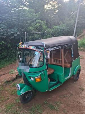 Bajaj Three Wheel 2012 - භාවිතා කරන ලද ත්‍රිරෝද රථය sale in Sri Lanka - patpat.lk