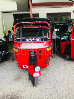 Bajaj Three Wheel 2006 - பயன்படுத்தப்பட்டது முச்சக்கர வண்டி sale in Sri Lanka - patpat.lk