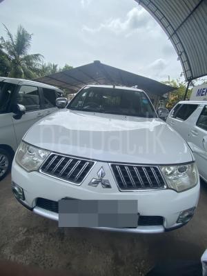 Mitsubishi Montero Sport 2012 -  SUV sale in Sri Lanka - patpat.lk
