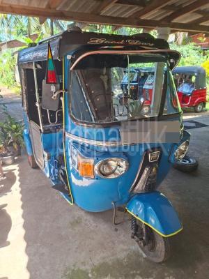 Bajaj Three Wheel 2013