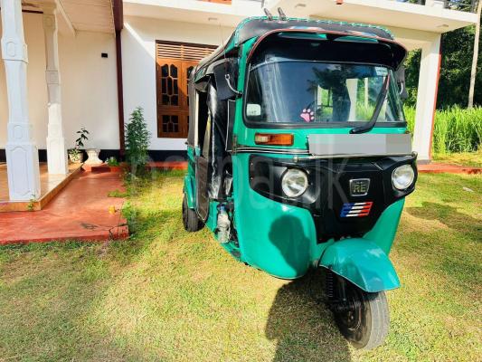 Bajaj 4 stroke 2015 - பயன்படுத்தப்பட்டது முச்சக்கர வண்டி sale in Sri Lanka - patpat.lk