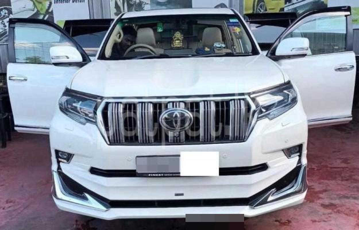 Toyota Land Cruiser 2015 -  SUV sale in Sri Lanka - patpat.lk