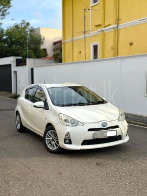 Toyota Aqua 2013 - Used Car sale in Sri Lanka - patpat.lk