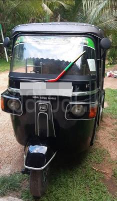 Bajaj Three Wheel 2012