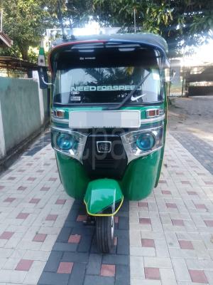 Bajaj 4 stroke 2014 - Used Three wheeler sale in Sri Lanka - patpat.lk