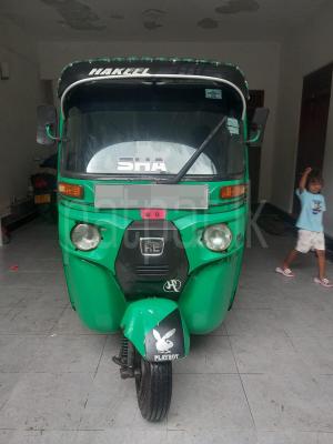 Bajaj Three Wheel 2015 - Used Three wheeler sale in Sri Lanka - patpat.lk