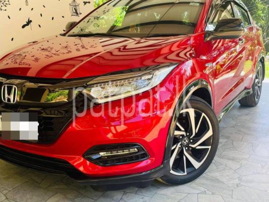 Honda Vezel 2017 -  SUV sale in Sri Lanka - patpat.lk