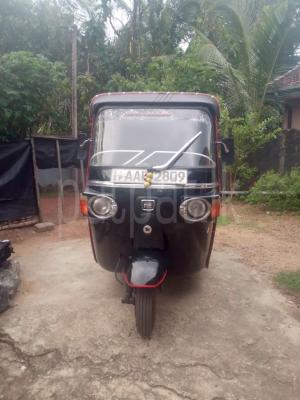 Bajaj Three Wheel 2012