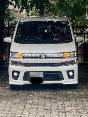 Suzuki Wagon R 2018 - භාවිතා කරන ලද කාර් sale in Sri Lanka - patpat.lk