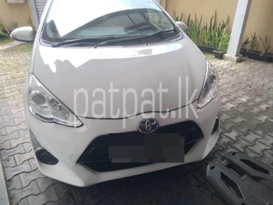 Toyota Aqua 2015 -  கார் sale in Sri Lanka - patpat.lk