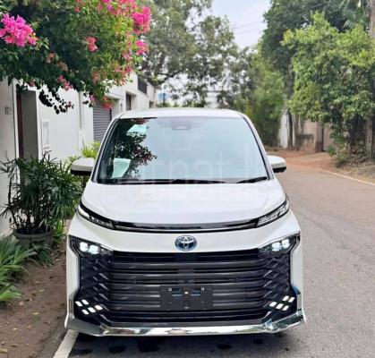 Toyota Voxy 2025 - Brand New Van sale in Sri Lanka - patpat.lk