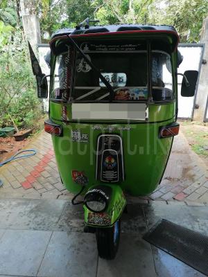 Bajaj Three Wheel 2004