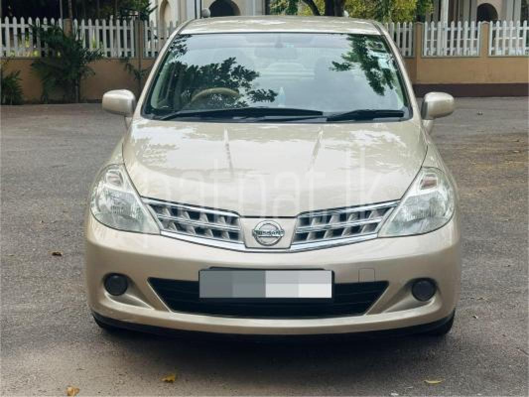Nissan TIIDA LATIO  2010 -  கார் sale in Sri Lanka - patpat.lk