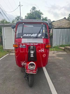 Bajaj Three Wheel 2004 - Used Three wheeler sale in Sri Lanka - patpat.lk
