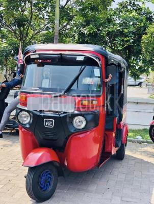 Bajaj Three Wheel 2015 - Used Three wheeler sale in Sri Lanka - patpat.lk